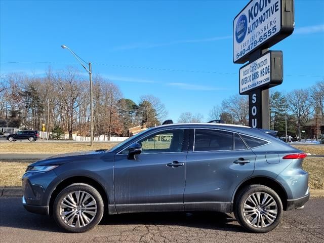 2022 Toyota Venza LE