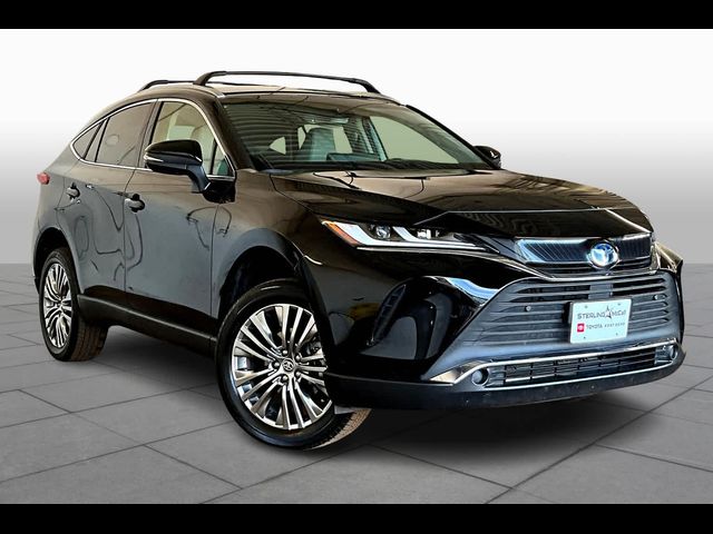 2022 Toyota Venza XLE