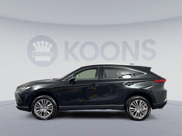 2022 Toyota Venza XLE