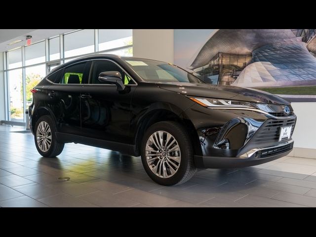 2022 Toyota Venza XLE