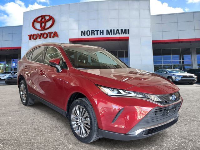 2022 Toyota Venza XLE
