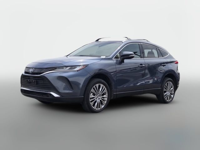 2022 Toyota Venza XLE