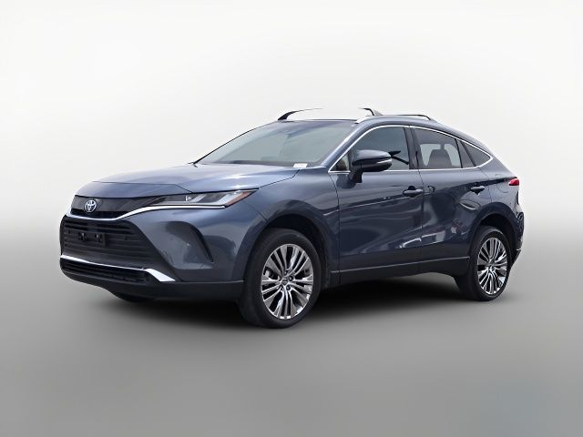 2022 Toyota Venza XLE