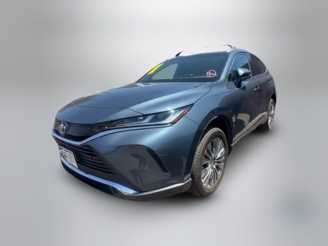 2022 Toyota Venza XLE