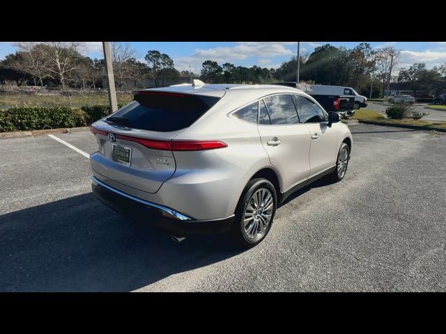 2022 Toyota Venza XLE