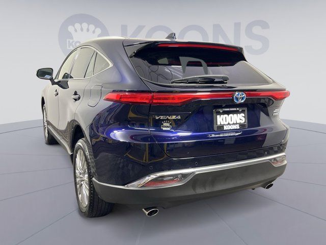 2022 Toyota Venza XLE