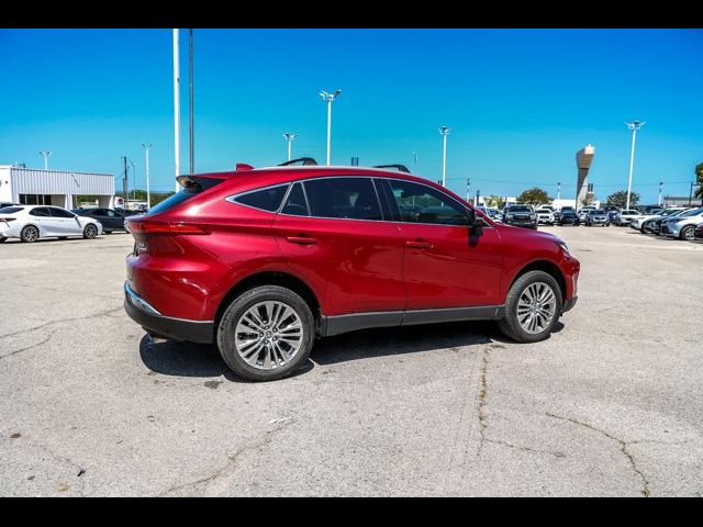 2022 Toyota Venza XLE