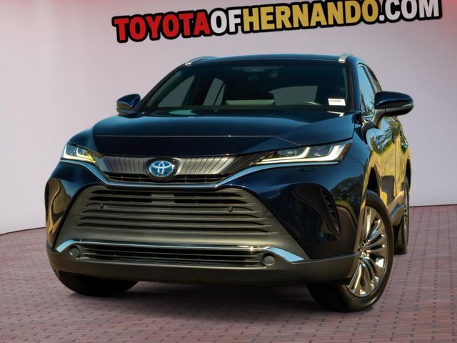 2022 Toyota Venza XLE
