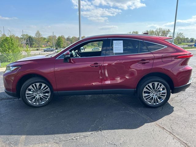 2022 Toyota Venza XLE