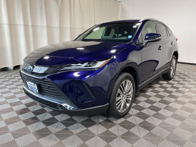 2022 Toyota Venza XLE