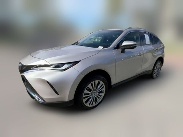 2022 Toyota Venza XLE