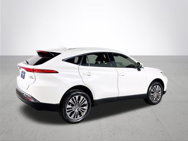 2022 Toyota Venza XLE