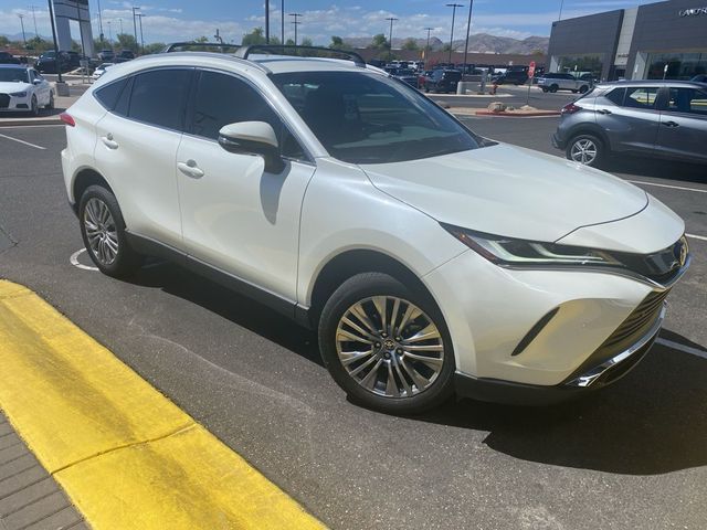 2022 Toyota Venza XLE