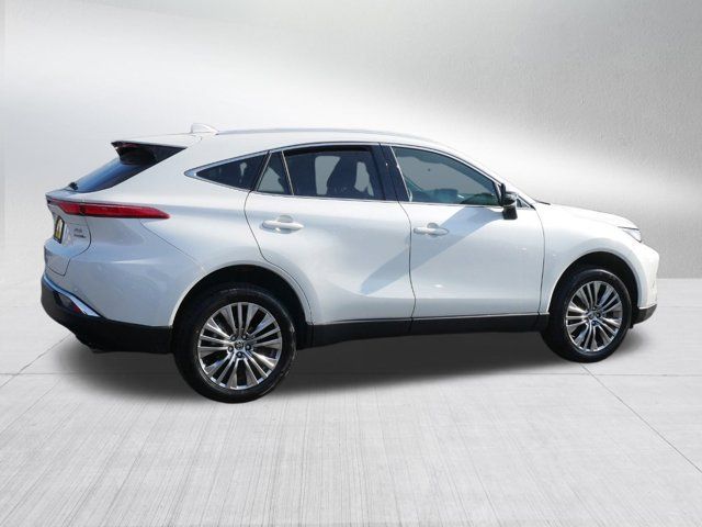 2022 Toyota Venza XLE