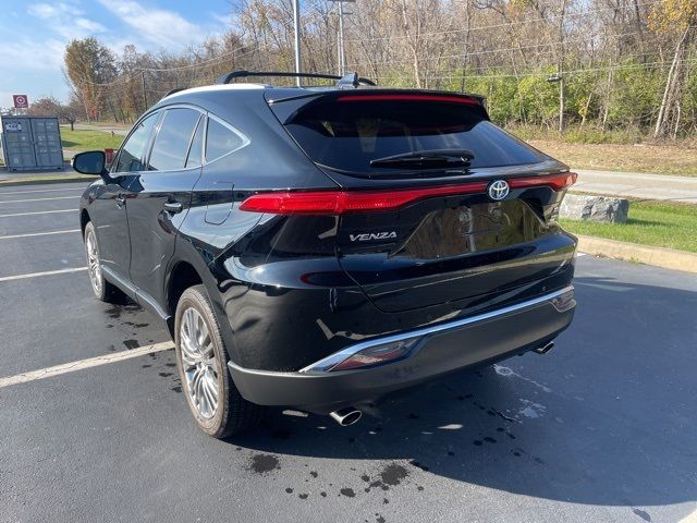 2022 Toyota Venza XLE