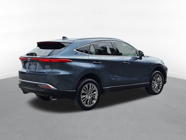 2022 Toyota Venza XLE