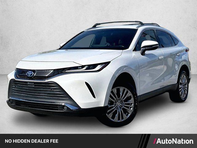 2022 Toyota Venza XLE