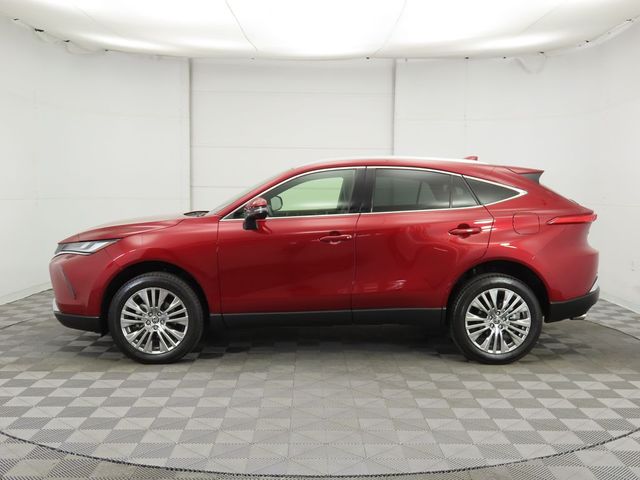 2022 Toyota Venza XLE