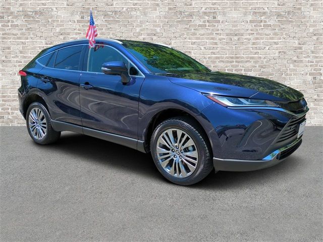 2022 Toyota Venza XLE