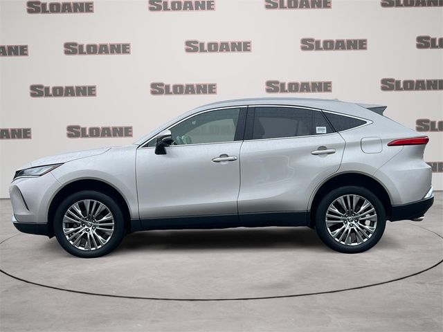 2022 Toyota Venza XLE