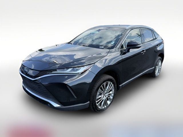 2022 Toyota Venza XLE