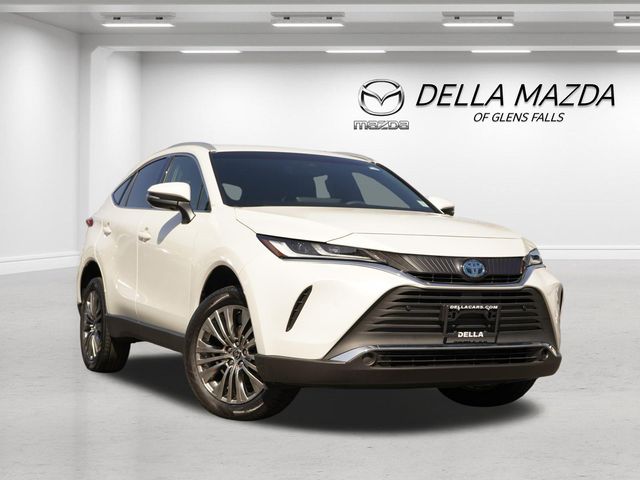 2022 Toyota Venza XLE