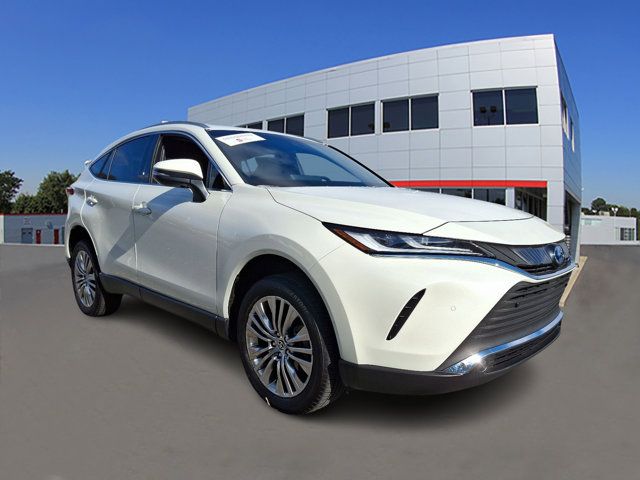 2022 Toyota Venza XLE