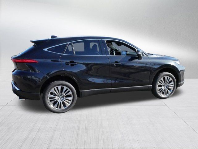 2022 Toyota Venza XLE