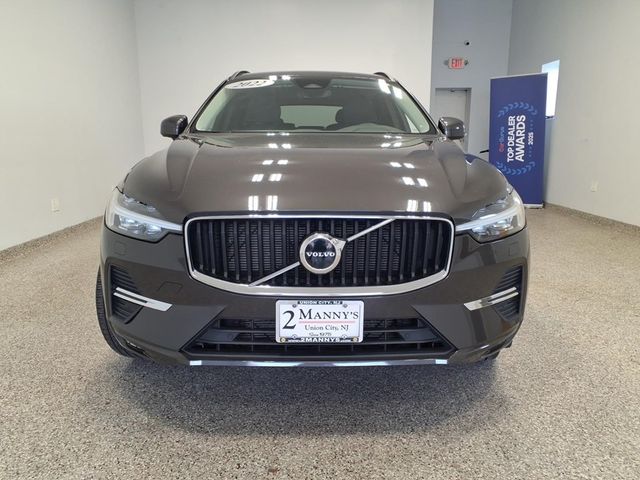 2022 Volvo XC60 Momentum