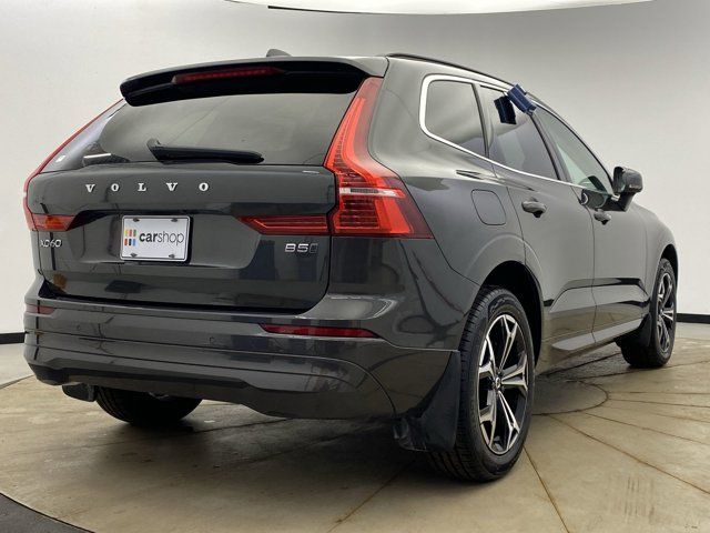 2022 Volvo XC60 Momentum