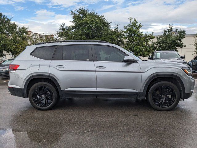 2022 Volkswagen Atlas 2.0T SE Technology