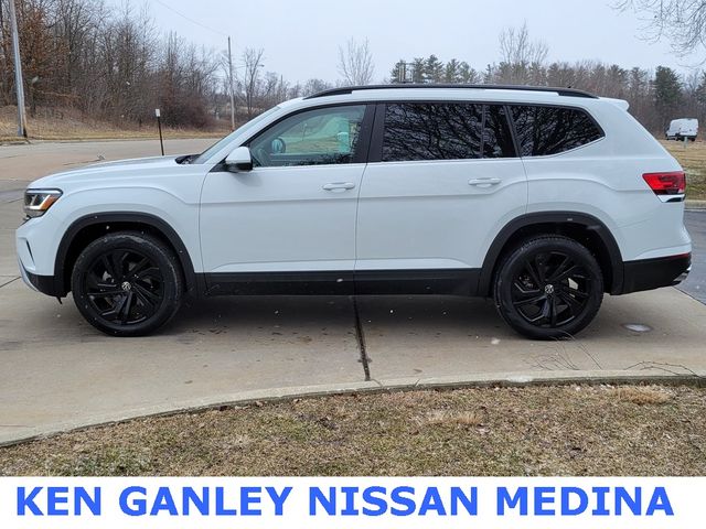 2022 Volkswagen Atlas 2.0T SE Technology
