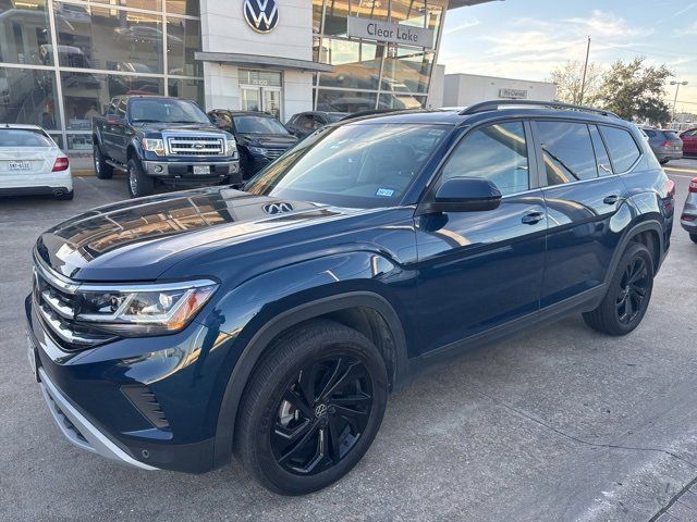 2022 Volkswagen Atlas 2.0T SE Technology