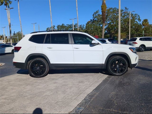 2022 Volkswagen Atlas 2.0T SE Technology