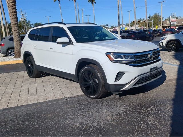 2022 Volkswagen Atlas 2.0T SE Technology