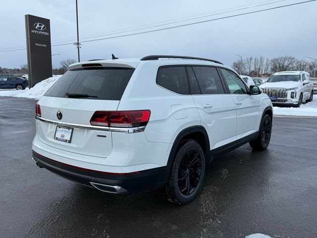 2022 Volkswagen Atlas 2.0T SE Technology