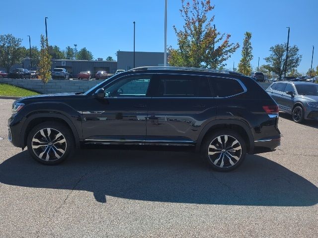 2022 Volkswagen Atlas 3.6L V6 SEL Premium R-Line