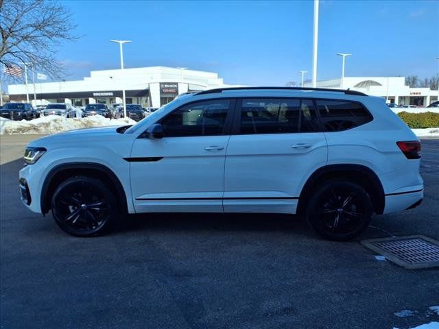 2022 Volkswagen Atlas 3.6L V6 SEL R-Line Black