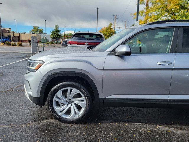 2022 Volkswagen Atlas 3.6L V6 SE Technology