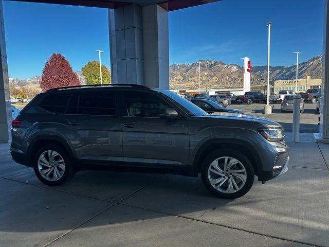 2022 Volkswagen Atlas 3.6L V6 SE Technology