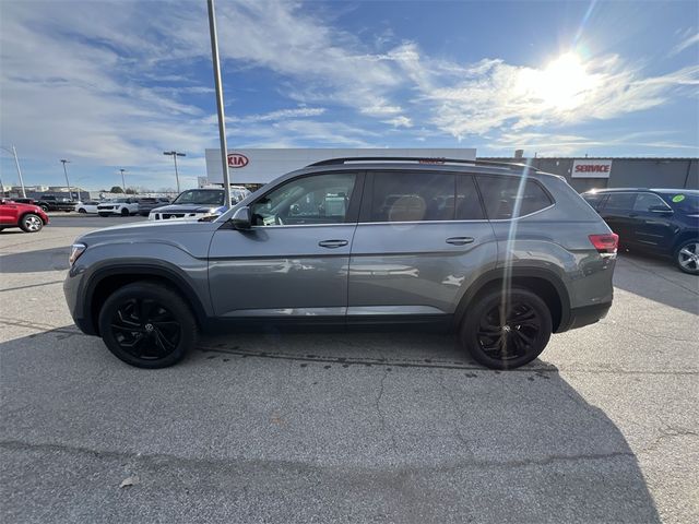 2022 Volkswagen Atlas 3.6L V6 SE Technology