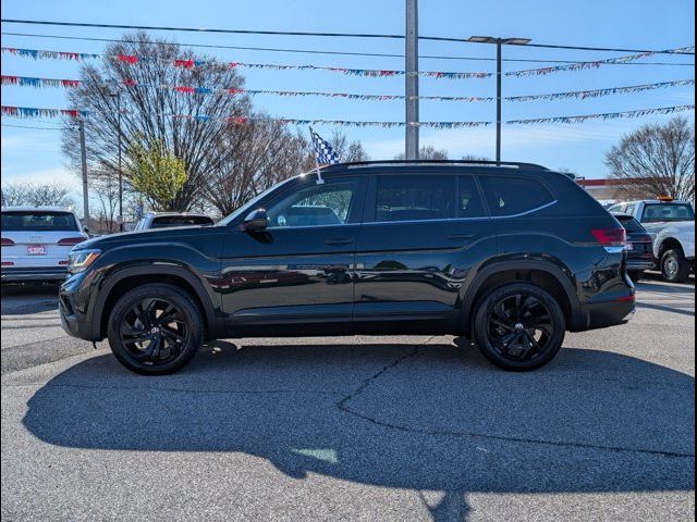 2022 Volkswagen Atlas 3.6L V6 SE Technology