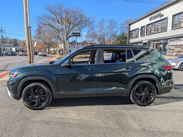 2022 Volkswagen Atlas 3.6L V6 SE Technology