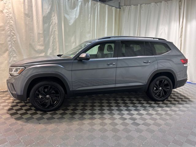 2022 Volkswagen Atlas 3.6L V6 SE Technology
