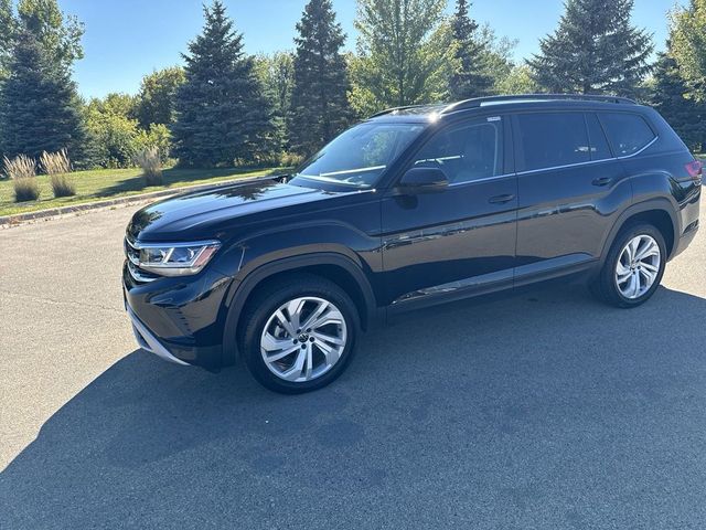 2022 Volkswagen Atlas 3.6L V6 SE Technology