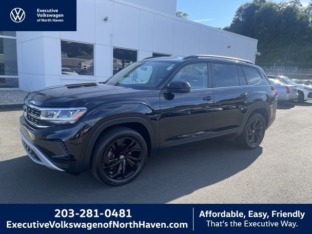 2022 Volkswagen Atlas 3.6L V6 SE Technology