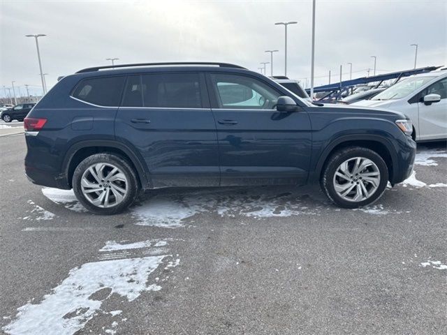 2022 Volkswagen Atlas 3.6L V6 SE Technology