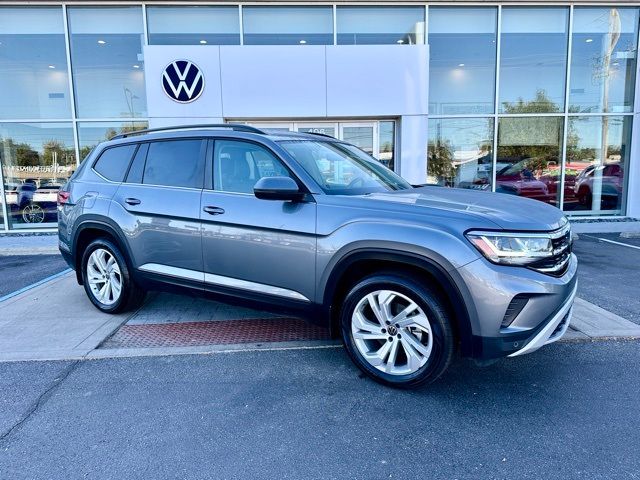 2022 Volkswagen Atlas 3.6L V6 SE Technology