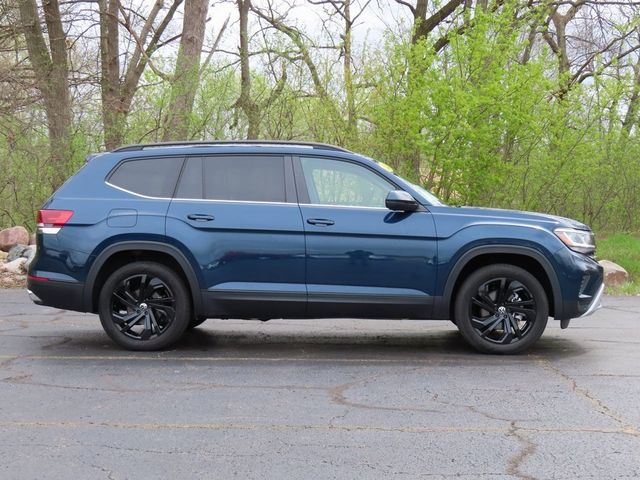 2022 Volkswagen Atlas 3.6L V6 SE Technology