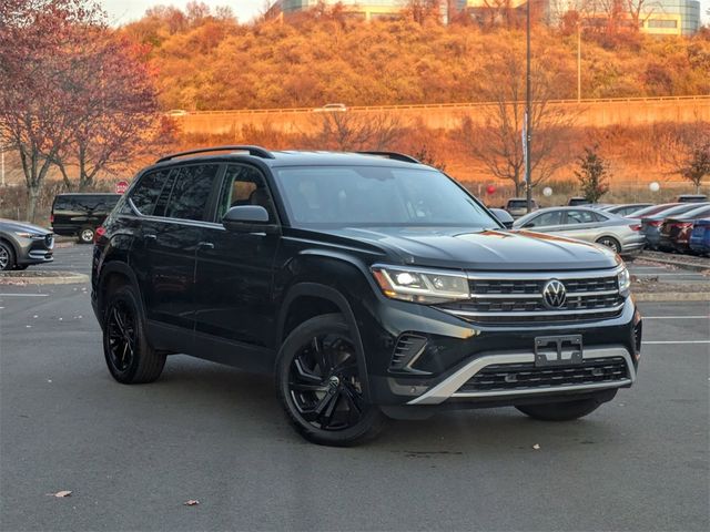 2022 Volkswagen Atlas 3.6L V6 SE Technology